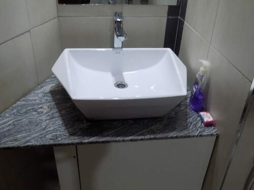 Гостиница Freedom City Hotel в Уганде