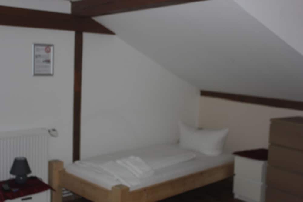 Фото Gästehaus Innfernow