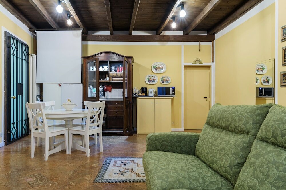 Фото MyHomeInComo - MC Julian Apartment