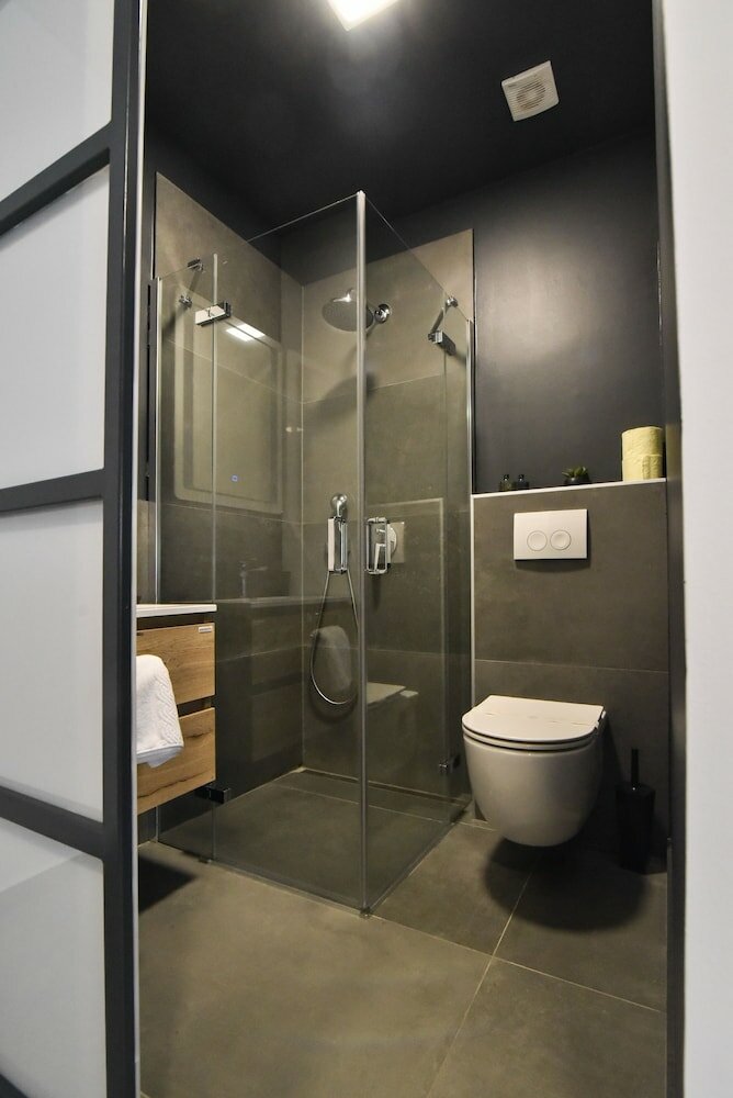 Фото Mono Apartments & Rooms