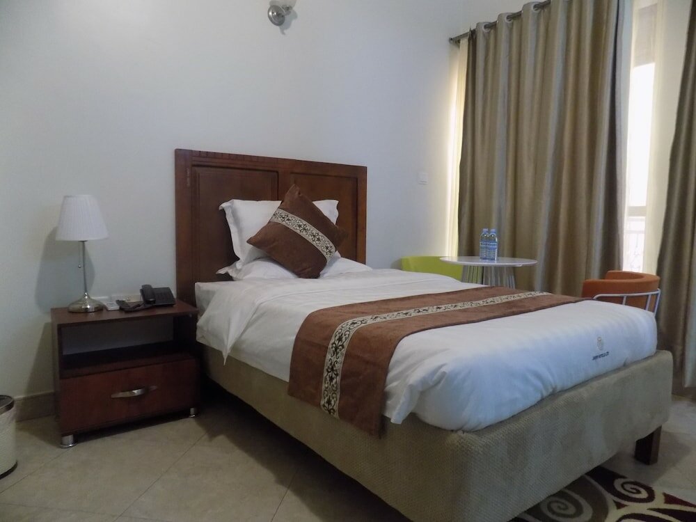 Фото Jarin Hotels