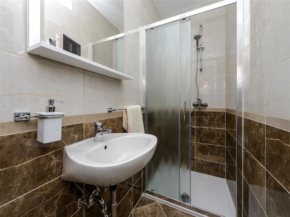 Фото Guest House Rooms Rose