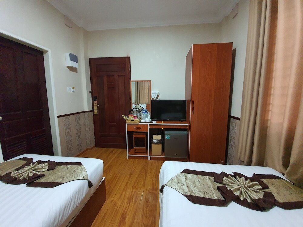 Фото Shwe Pe Ti Hotel