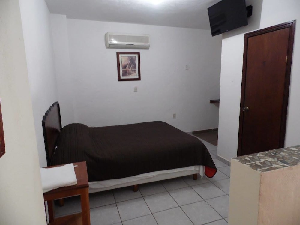 Фото Hotel San Cristobal