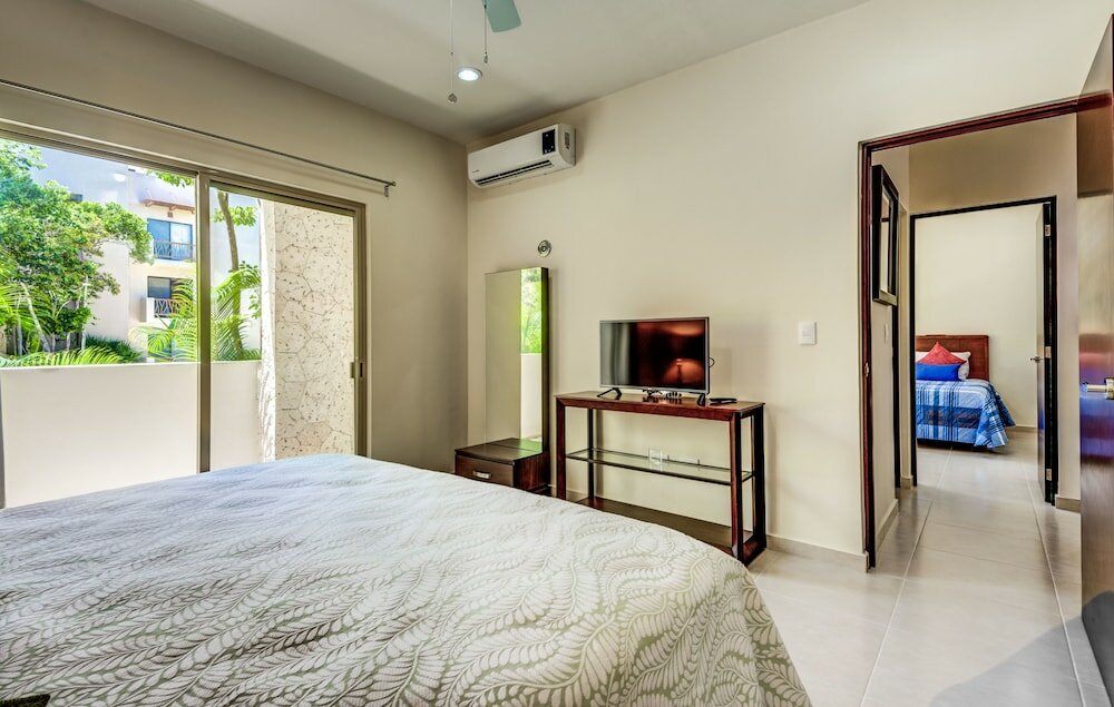 Фото Rebecca 2 bedrooms sleeps 5