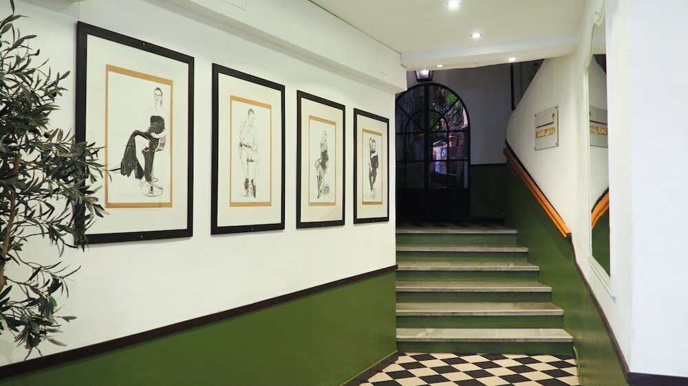 Фото Hotel Central Bastia