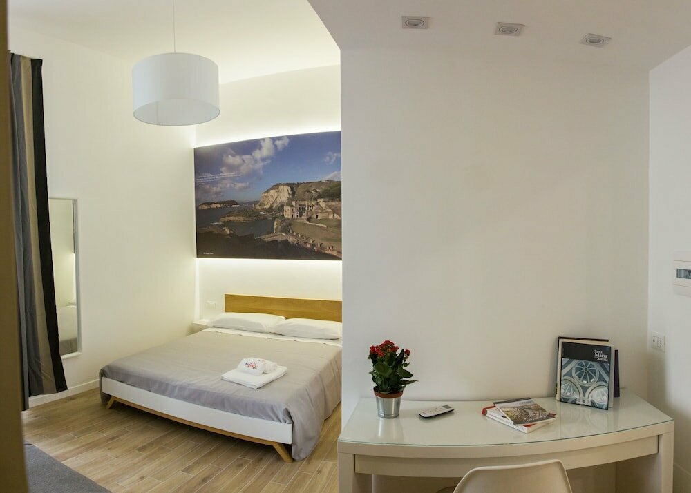 Hotel Napolinn B&b, Naples, photo