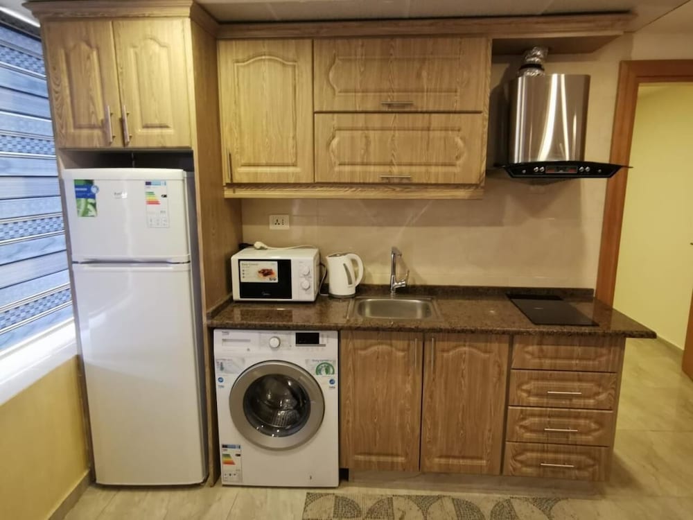 Фото Jewheret Alswefiah hotel suites