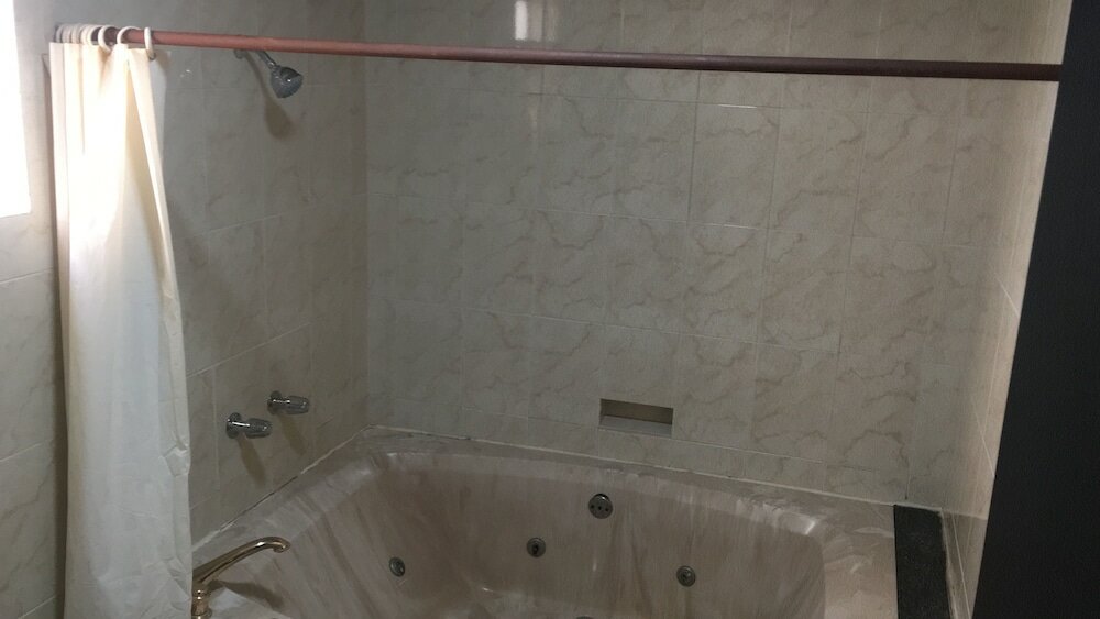 Фото Motel Lebaron