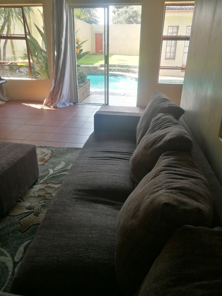 Фото Naisar Holiday Home & Cottage Primrose