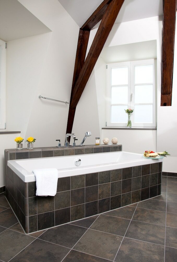 Фото Schlosshotel Bergzaberner Hof