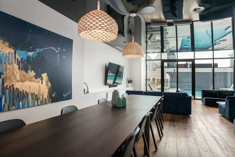 Фото Luxury home in downtown Montreal