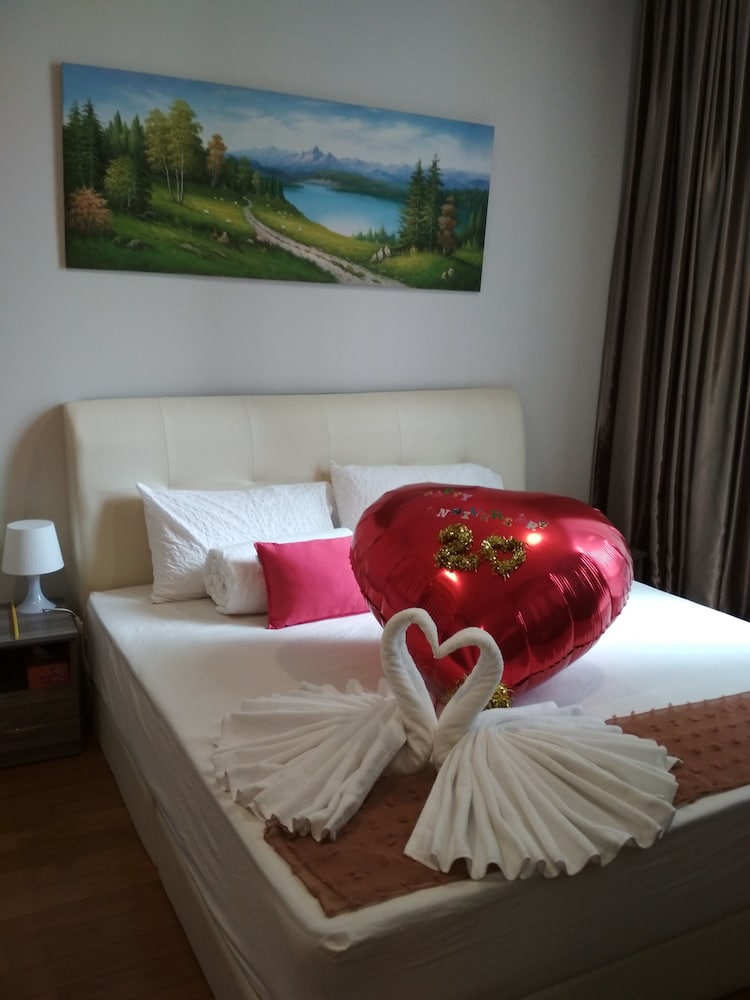 Фото 163 Klcc by Plush