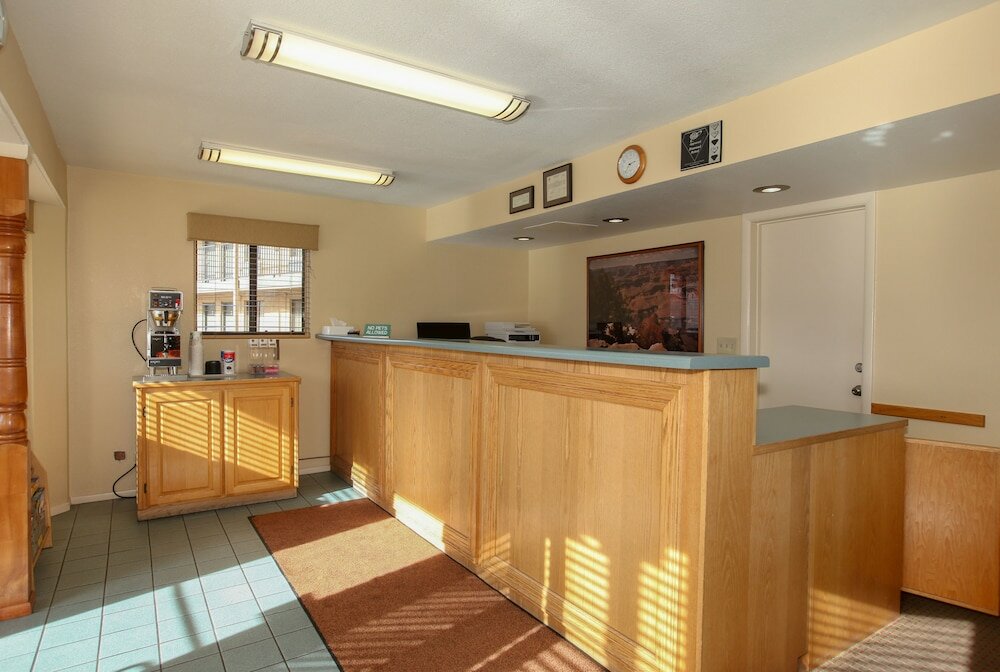 Фото Budget Inn