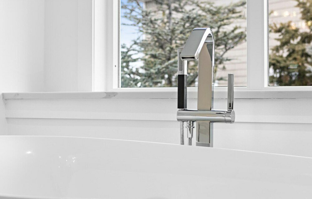 Фото Monmouth Beach 4br Villa on the Water