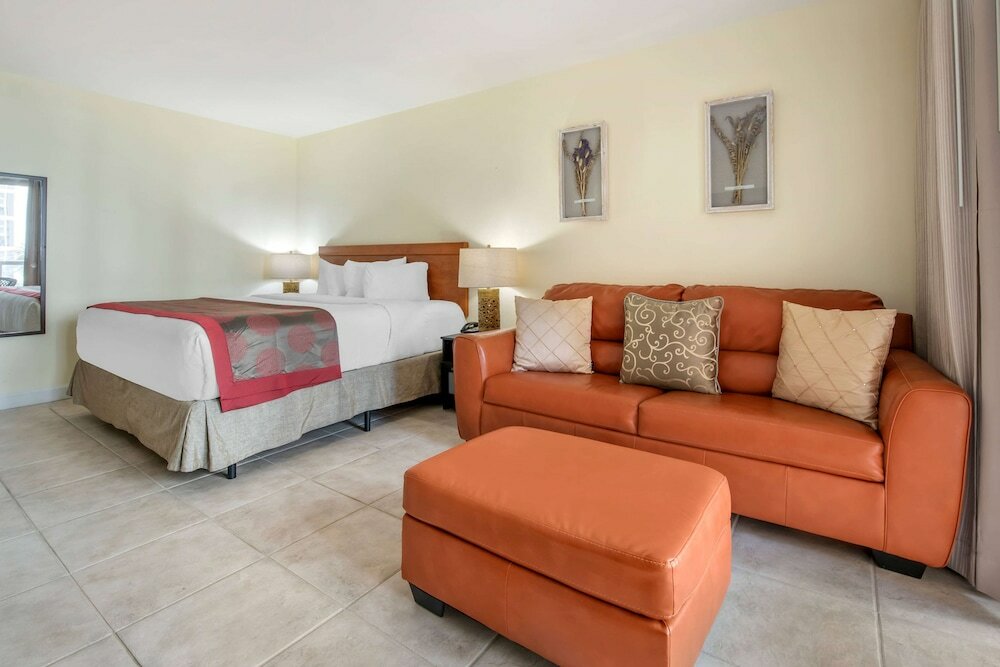 Фото Ramada Plaza by Wyndham Marco Polo Beach Resort