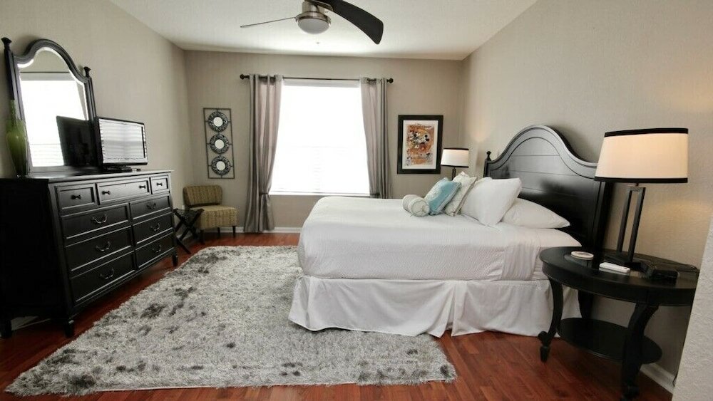 Фото 10-106 2 Bedroom Condo