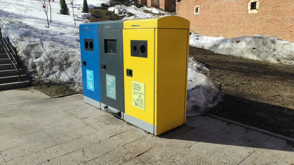 Waste sorting Waste sorting, Nizhny Novgorod, photo