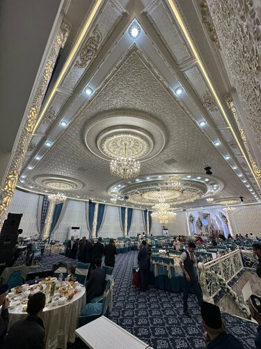 Xotin kastingda sikiladi