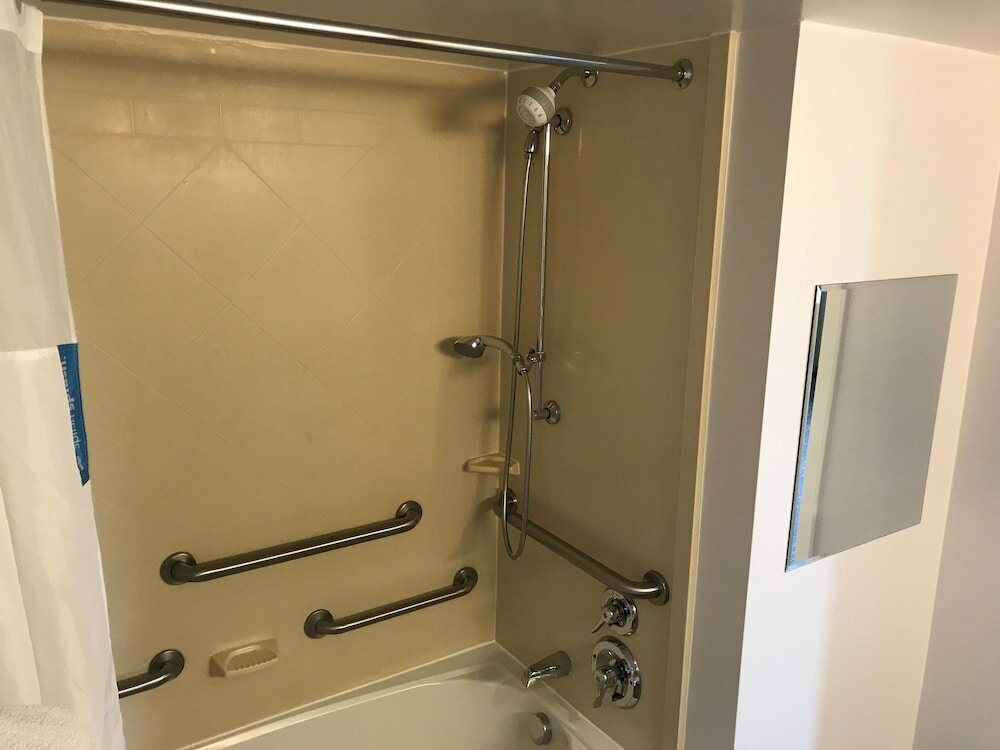 Фото Hampton Inn & Suites Lamar