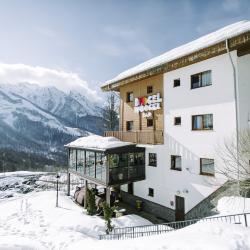 Фото Boogel Woogel Bar & Hotel