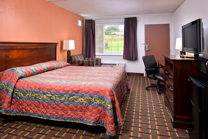 Гостиница Americas Best Value Inn Richmond South