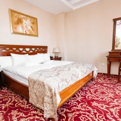 Фото Премьер