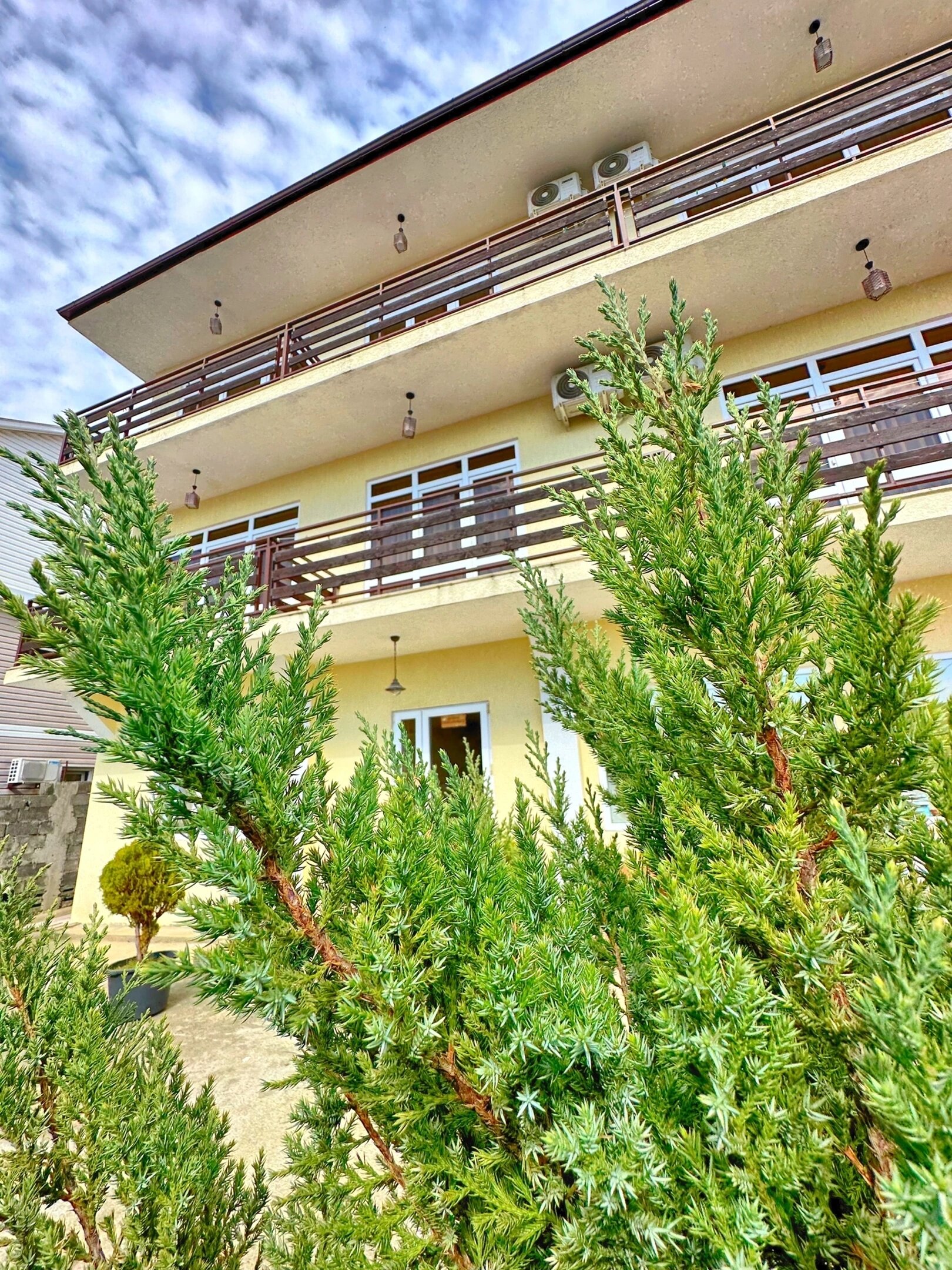 Фото GardenBerry LooResort