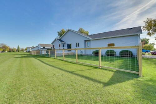 Гостиница Pet-friendly Fargo Home: 5 Mi to Downtown в Фарго