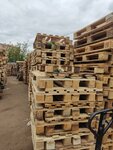 Поддоны (Zheleznodorozhny Microdistrict, Avtozavodskaya ulitsa, 17) ، المنصات