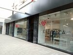 Essenza (Moscova Boulevard, 2), muebles de dormitorio