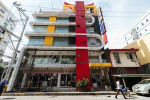 Гостиница RedDoorz near Bambang Station