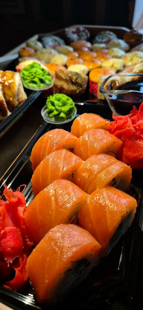 Food and lunch delivery Edzo Sushi, Smolensk, photo