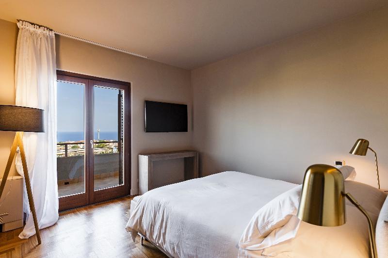 Фото Villa Albachiara by Ferrini Home