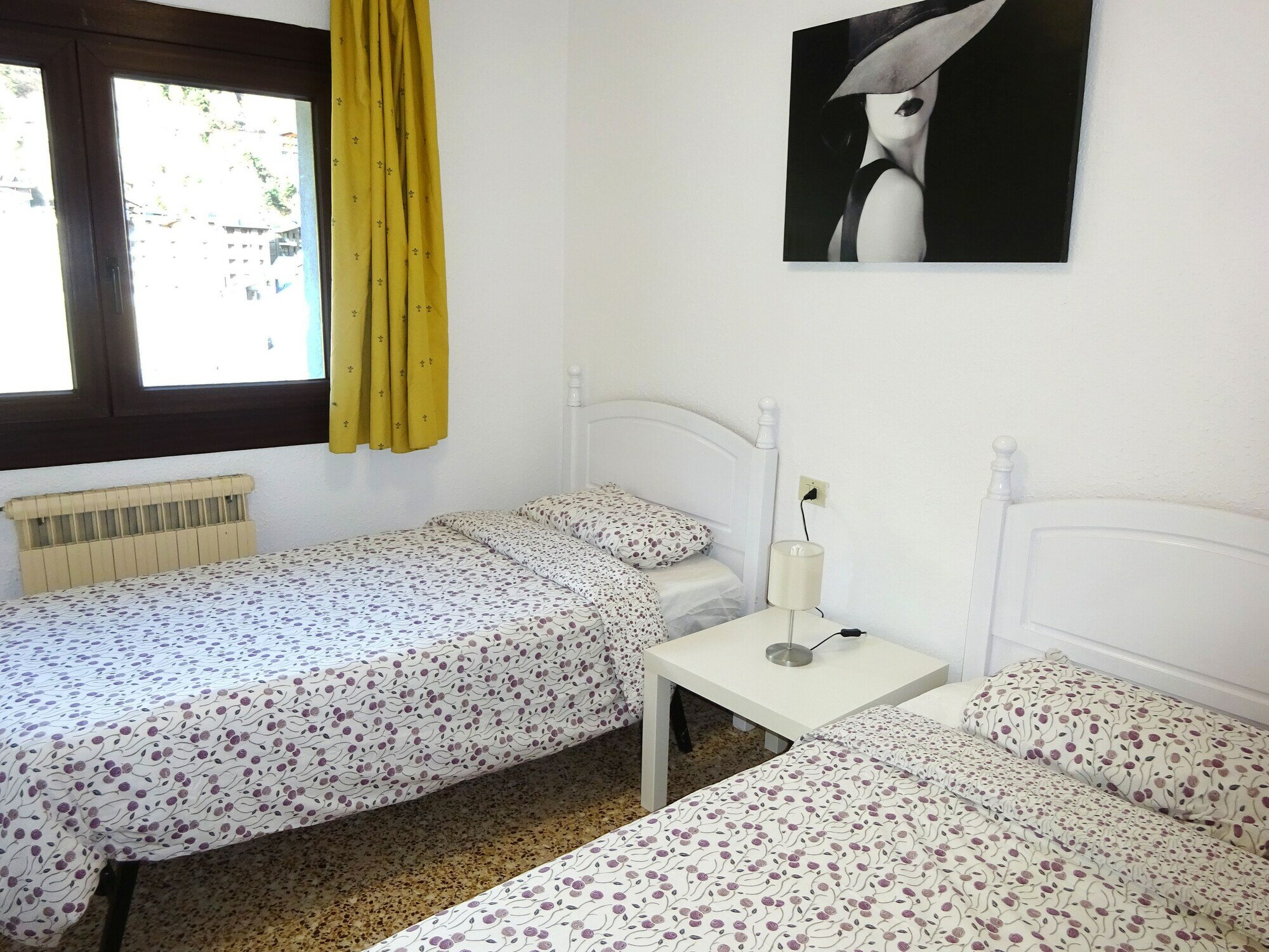 Фото Apartamentos Arinsal 3000