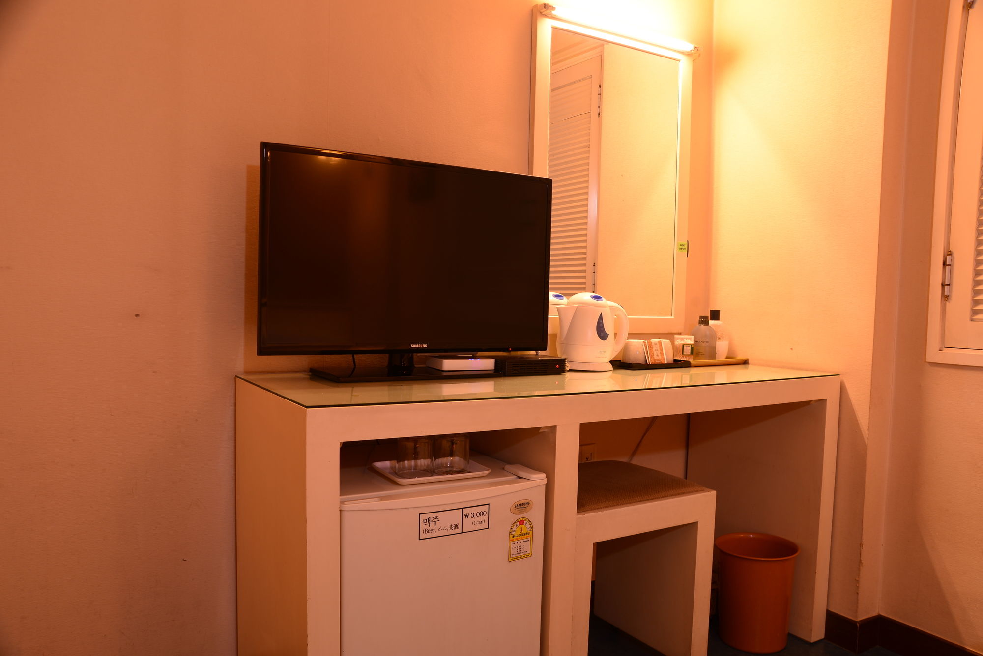 Фото New Korea Hotel