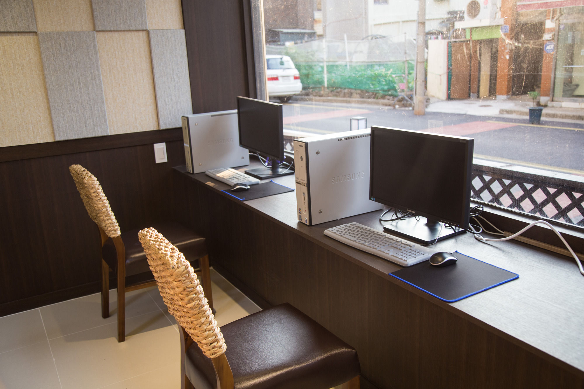 Фото Jeju Stay Hotel