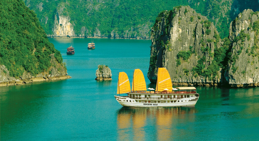 Hotel Indochina Sails Ha Long Bay, Ha Long, photo