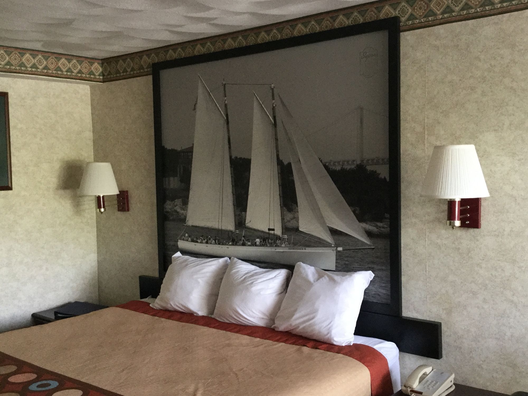 Фото Super 8 by Wyndham West Greenwich/Providence