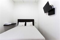 Фото Reddoorz @ Kemanggisan