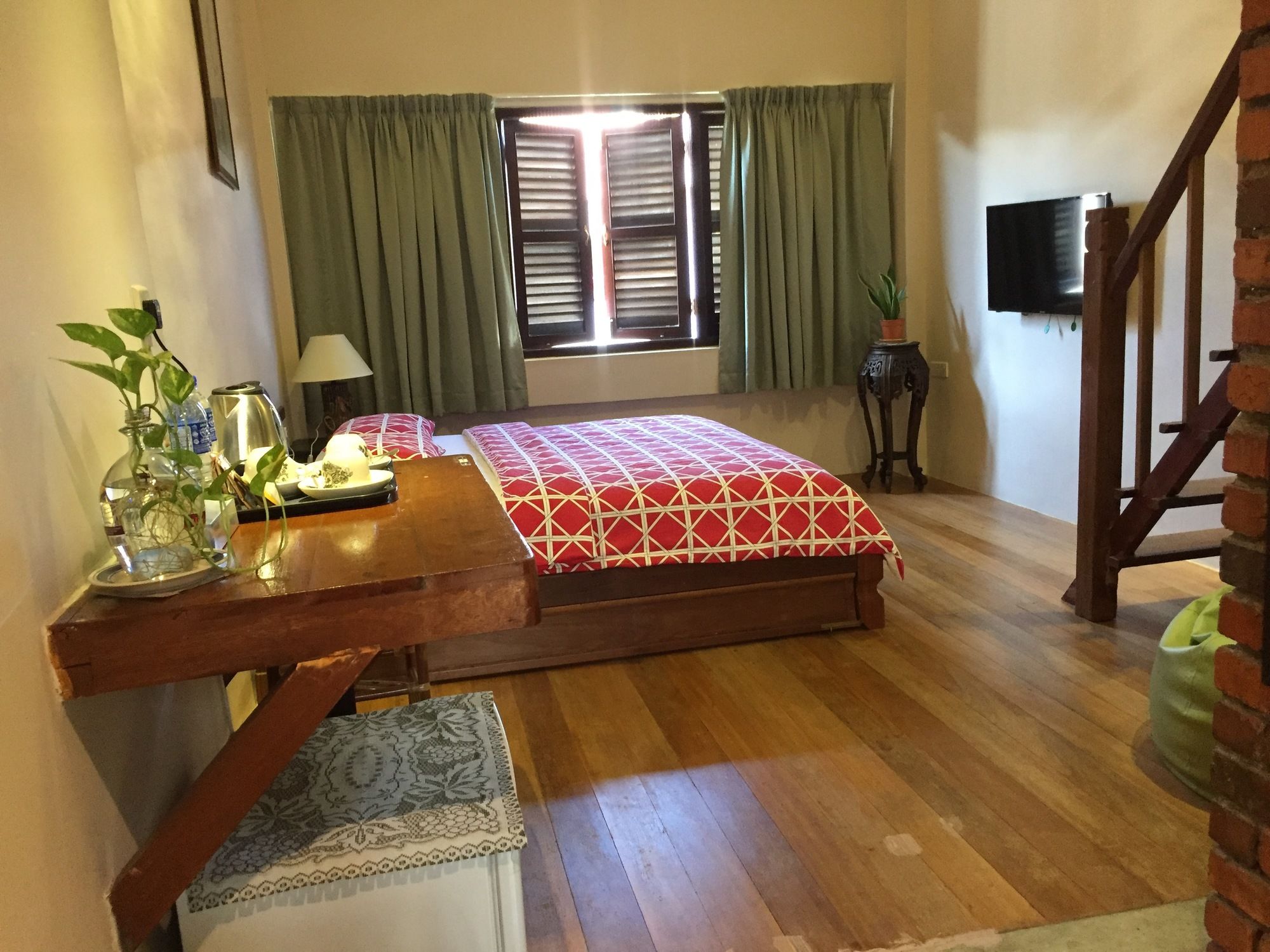 Фото Palm Mansion Boutique Suites