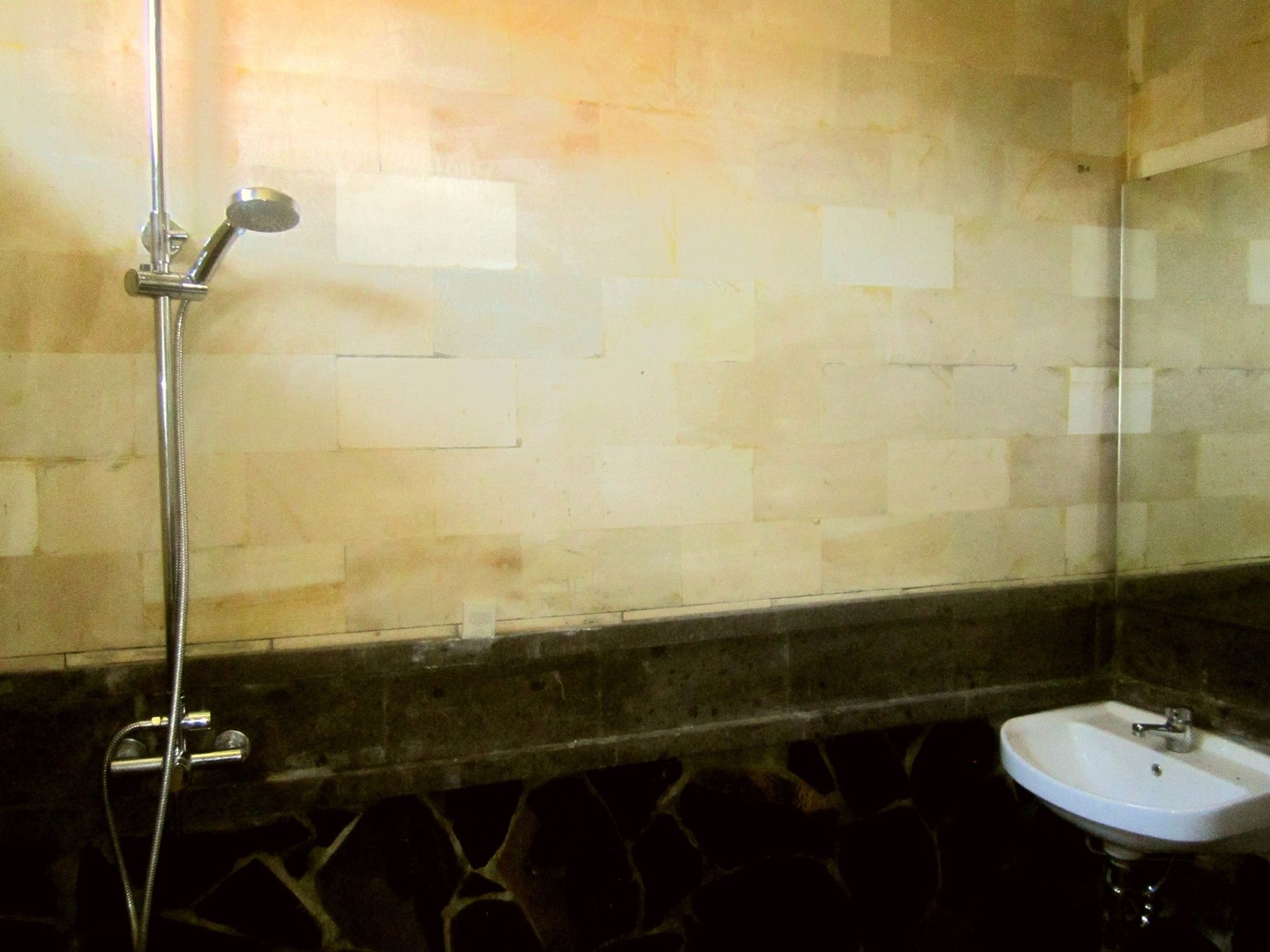 Фото Astawa House