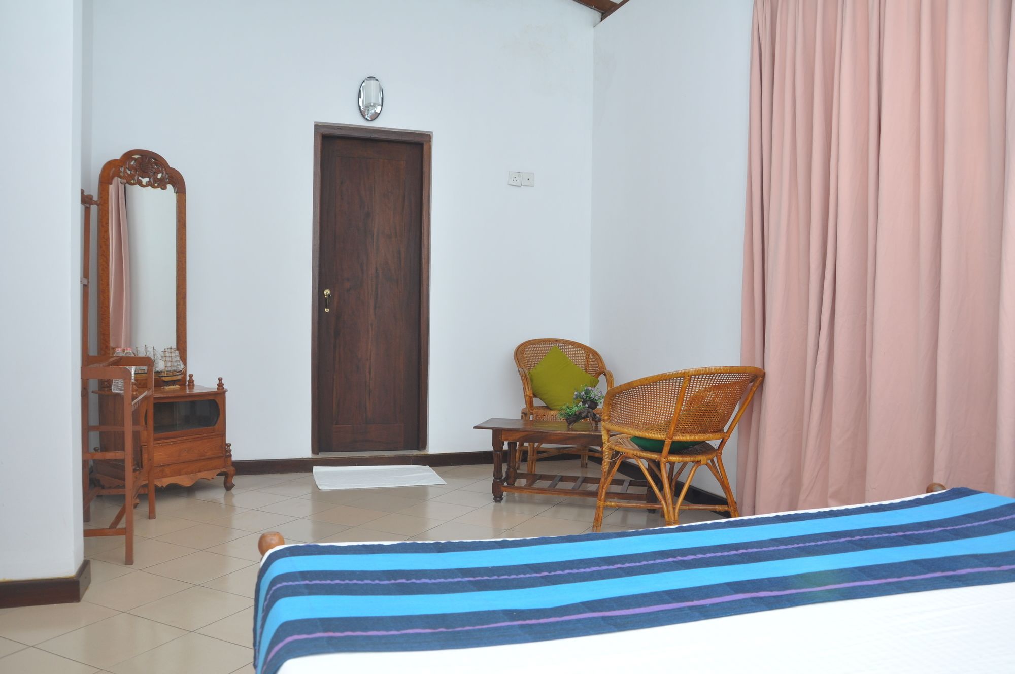 Фото Shakuna Villa