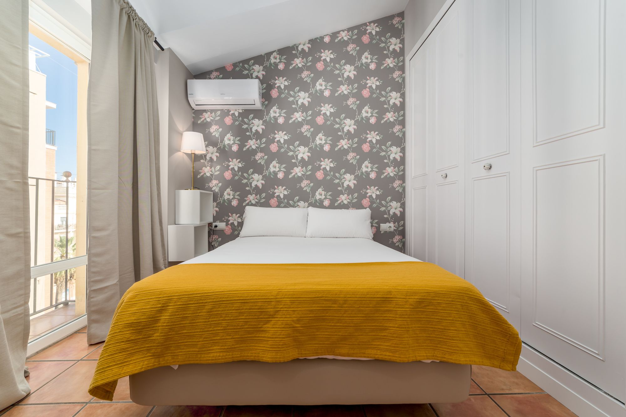 Фото Palacio de Rojas Apartments