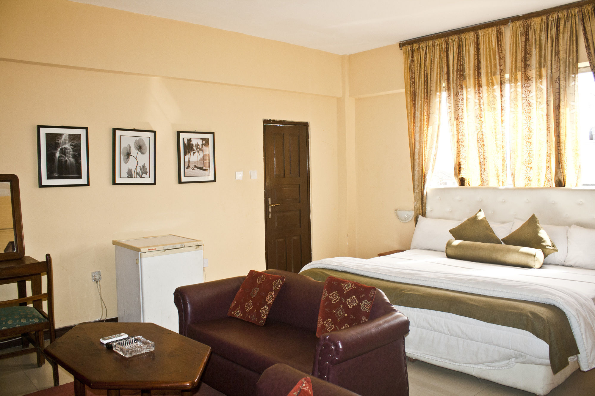 Фото Niagara Hotel