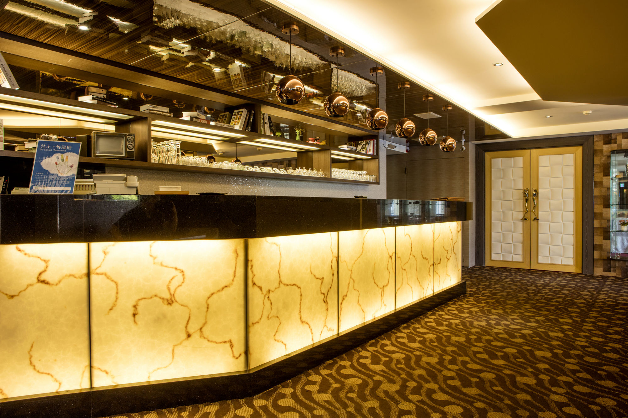 Фото Ful Won Hotel