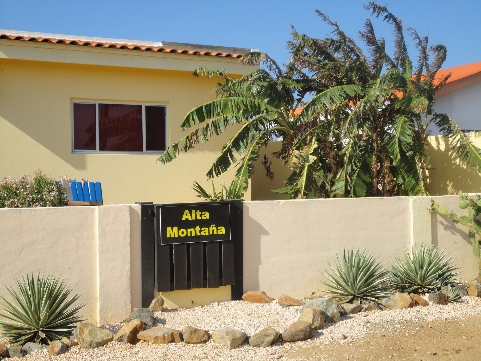 Фото Alta Montaña Apartments