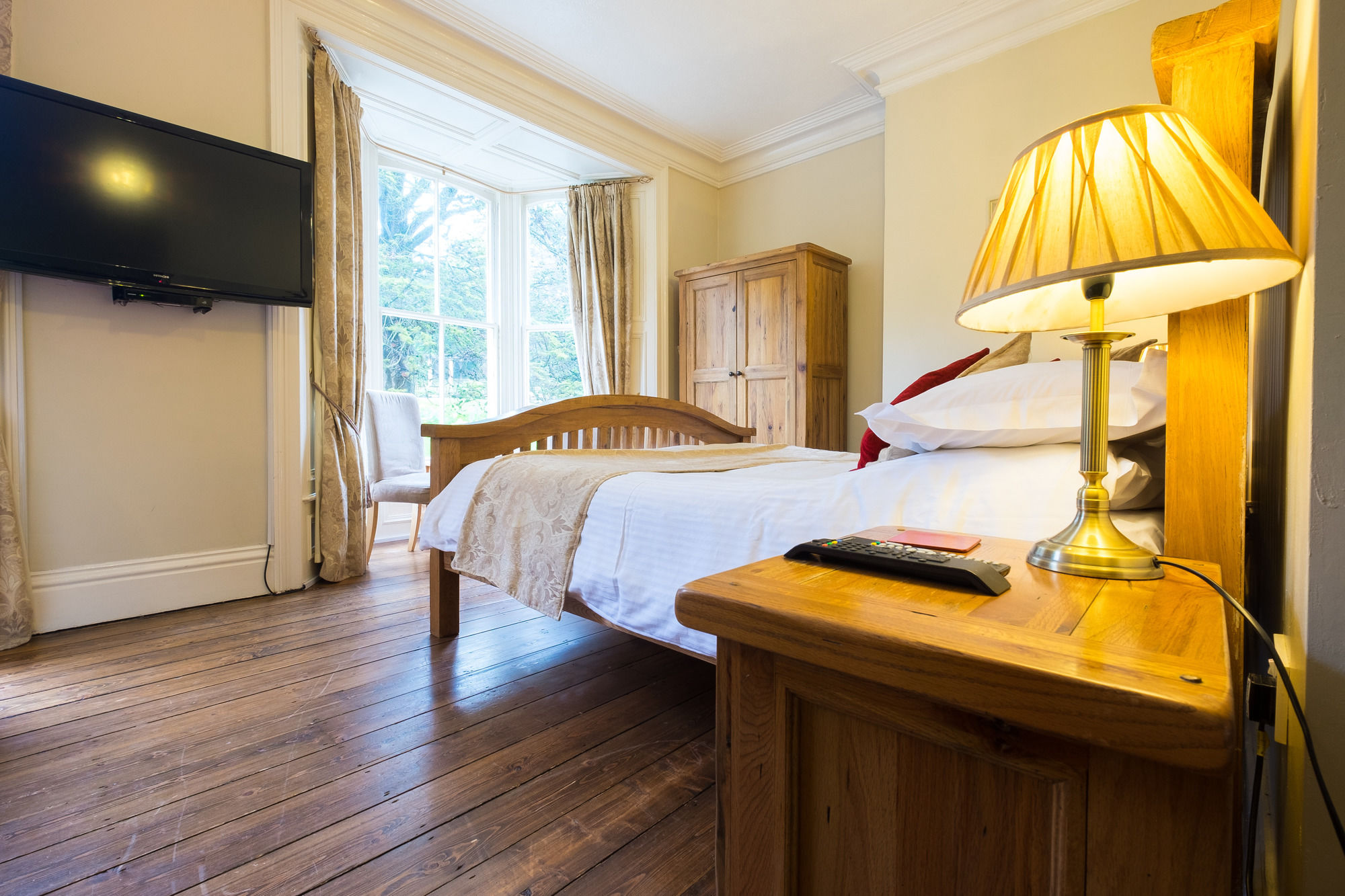 Фото Broomfield House