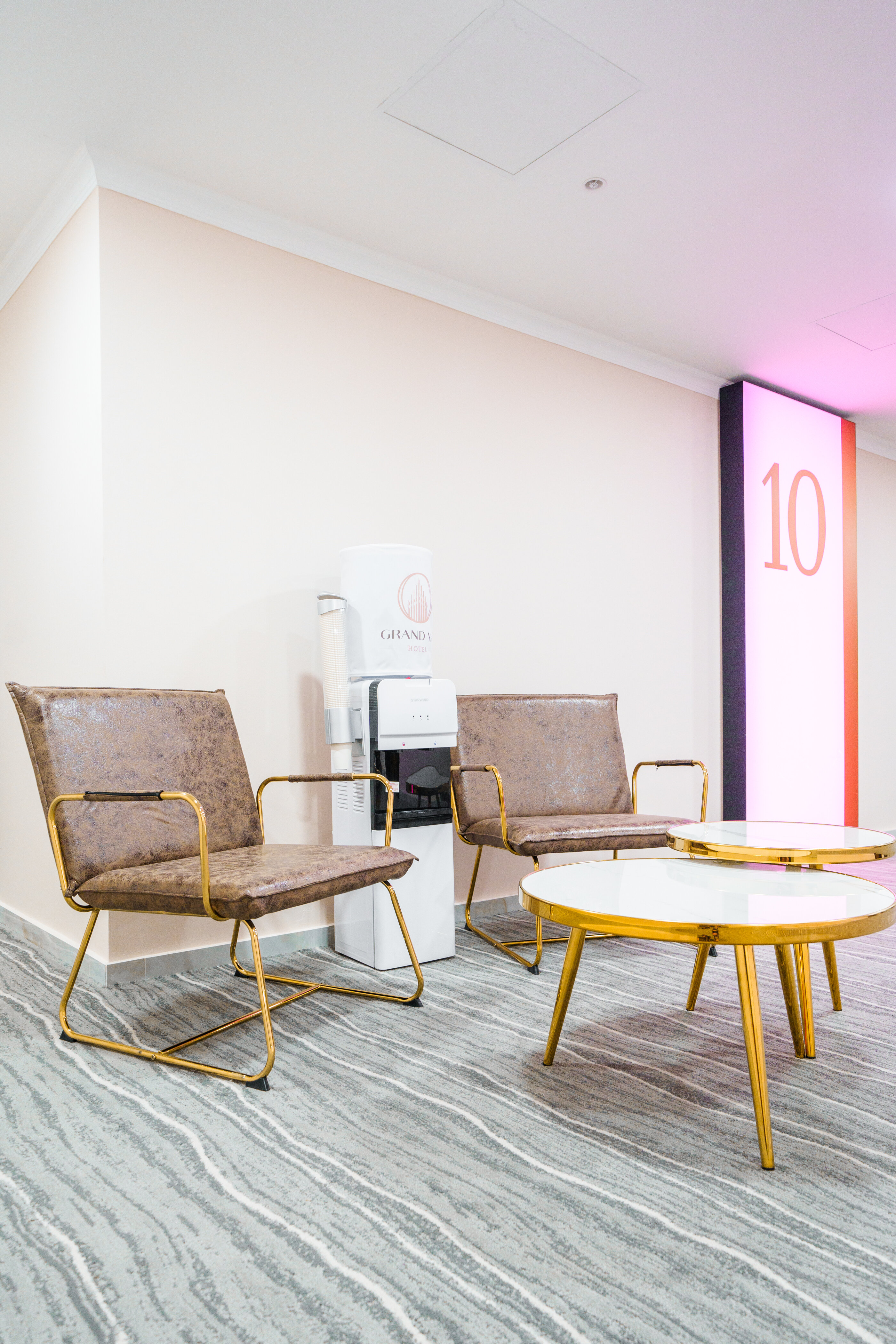 Фото Grand Yan Hotel