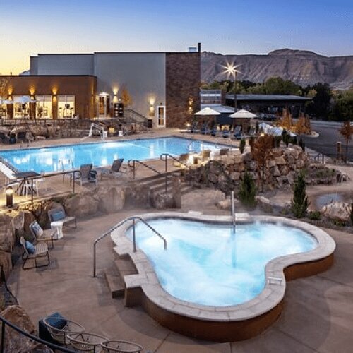 Travel agency Travel Plus Tourism, Dubai, photo